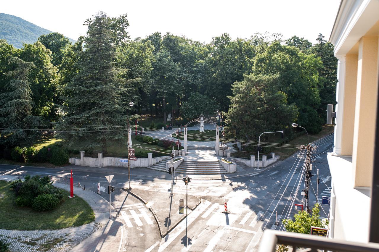 Central Park Lux อารันเยโลวัคส์ ภายนอก รูปภาพ