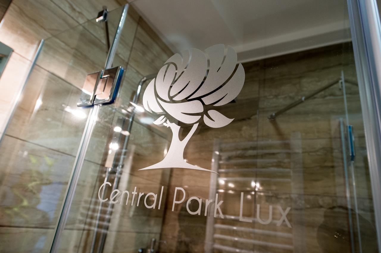 Central Park Lux อารันเยโลวัคส์ ภายนอก รูปภาพ